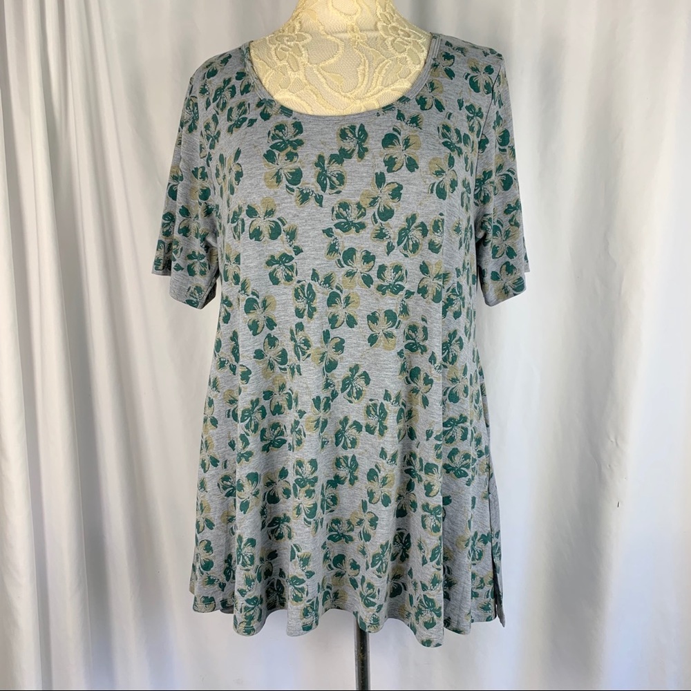 LuLaRoe Gray and Green Floral / Shamrock Top, XL